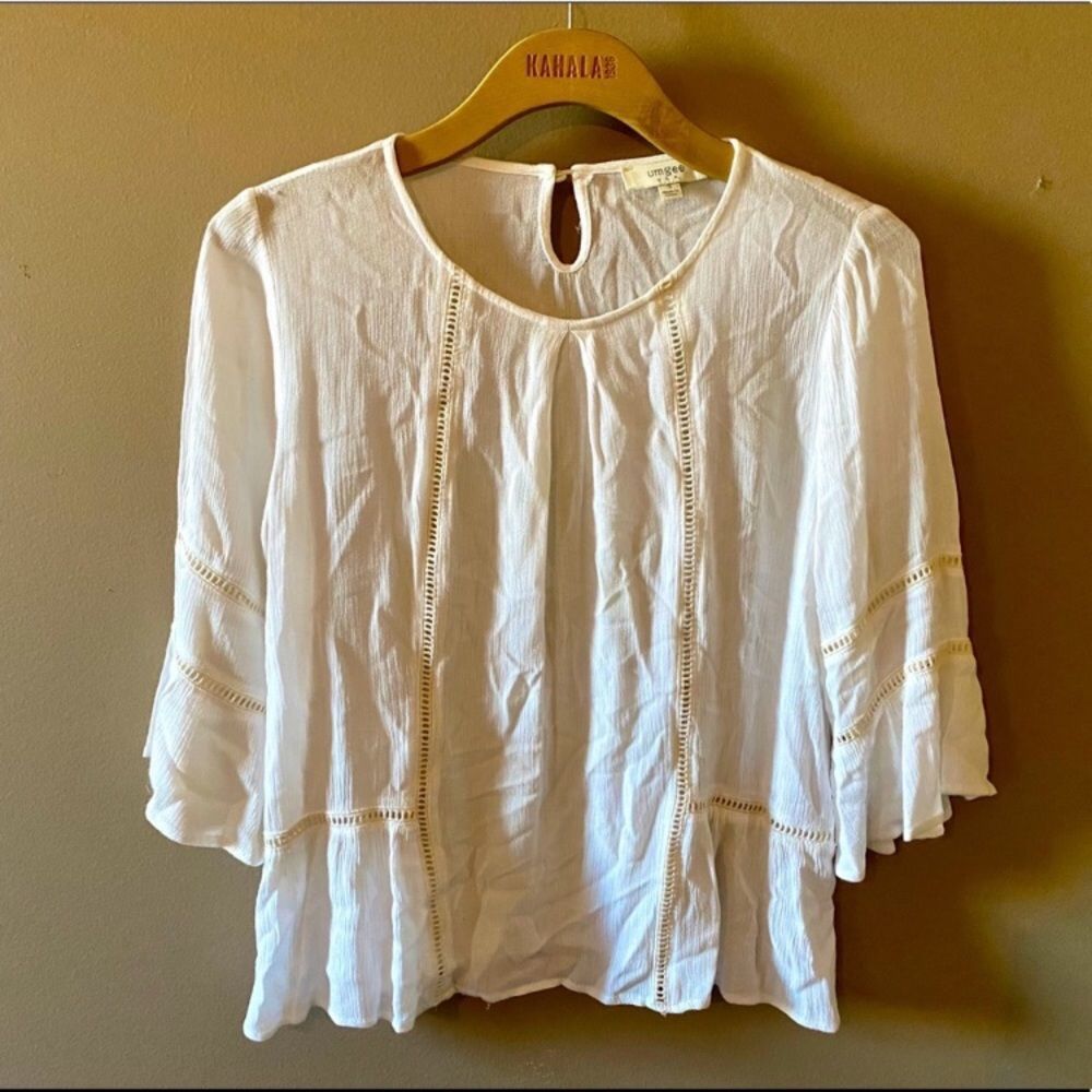 Umgee Cream Knit Hippie Flowy Peasant Top with flared sleeves, size S